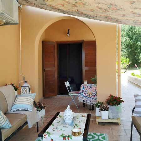 Velonádes Family Holiday Apartment With Garden & Bbq מראה חיצוני תמונה