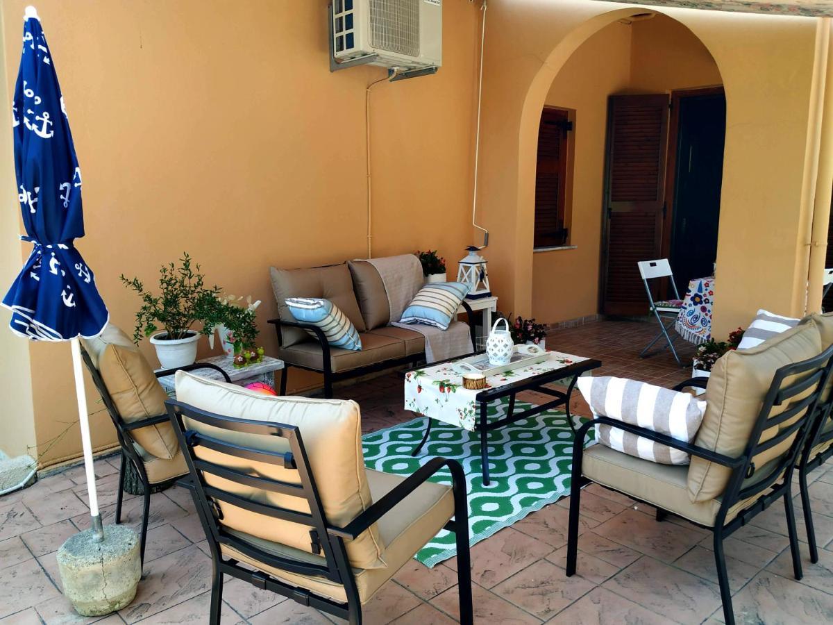 Velonádes Family Holiday Apartment With Garden & Bbq מראה חיצוני תמונה