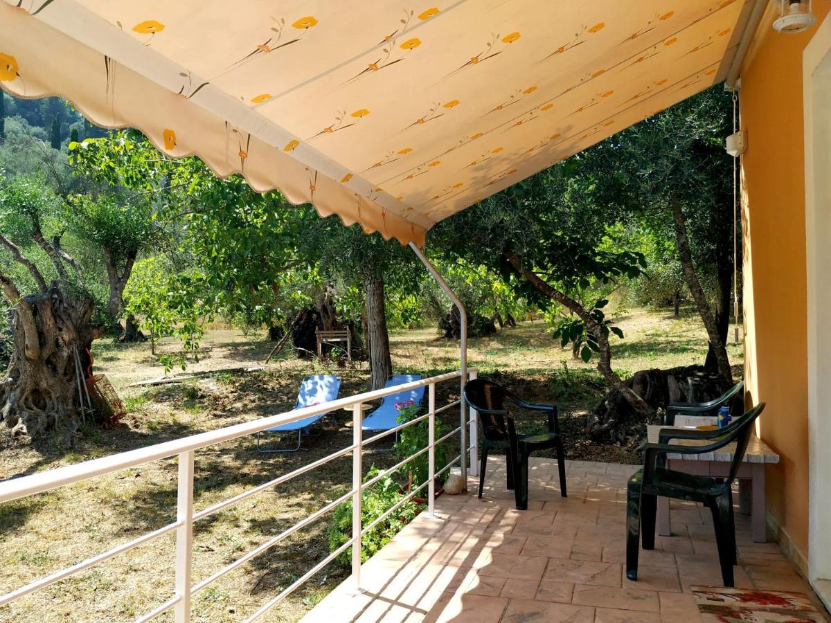 Velonádes Family Holiday Apartment With Garden & Bbq מראה חיצוני תמונה