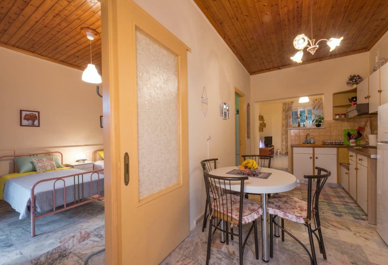 Velonádes Family Holiday Apartment With Garden & Bbq מראה חיצוני תמונה